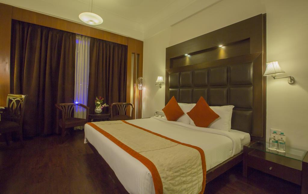 Orana Hotels & Resorts New Delhi Buitenkant foto