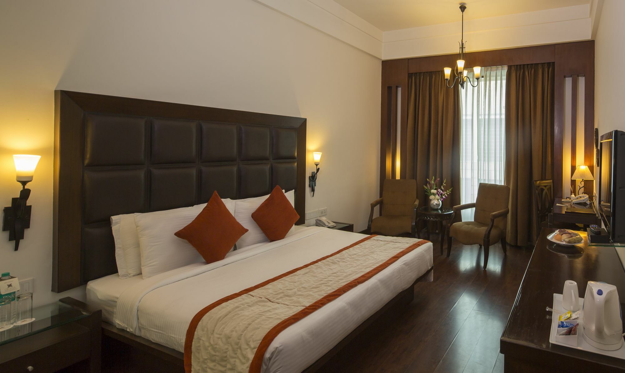 Orana Hotels & Resorts New Delhi Buitenkant foto